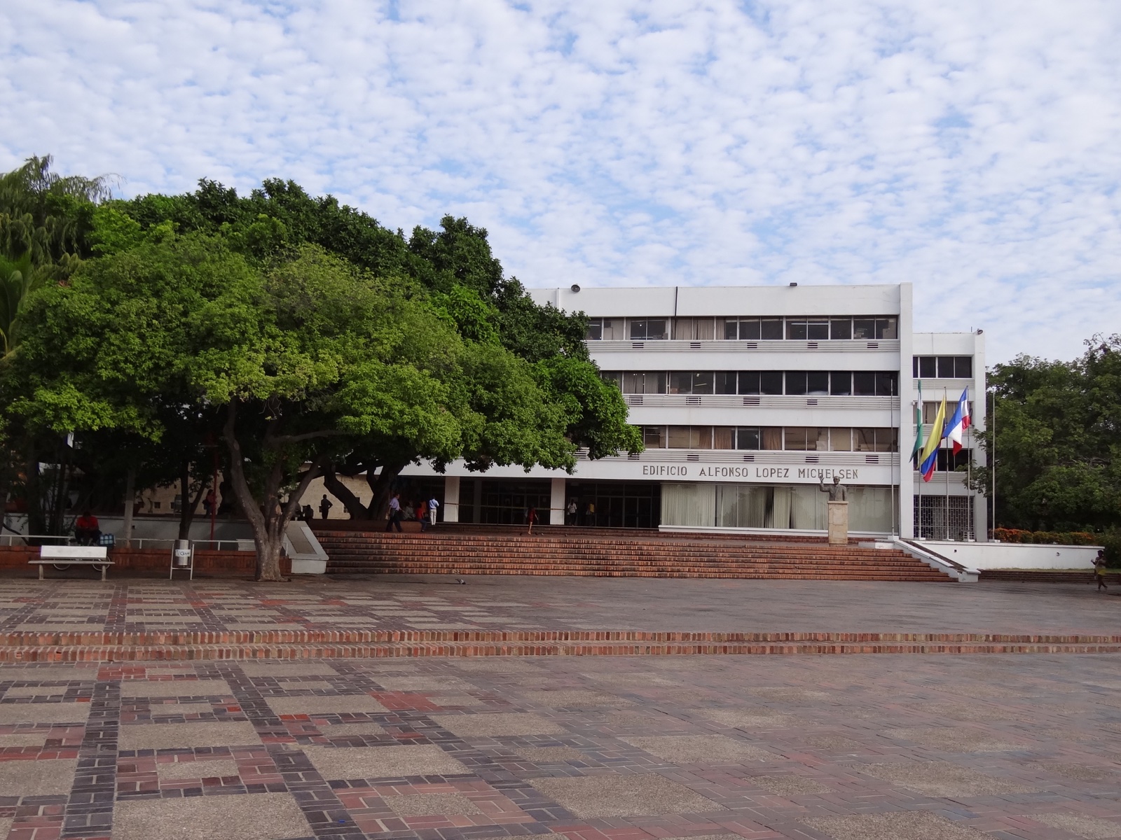 Plaza Alfonso López en el centro histórico de Valledupar